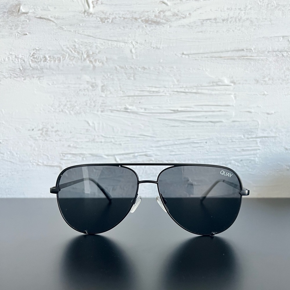 QUAY Aviator Sunglasses